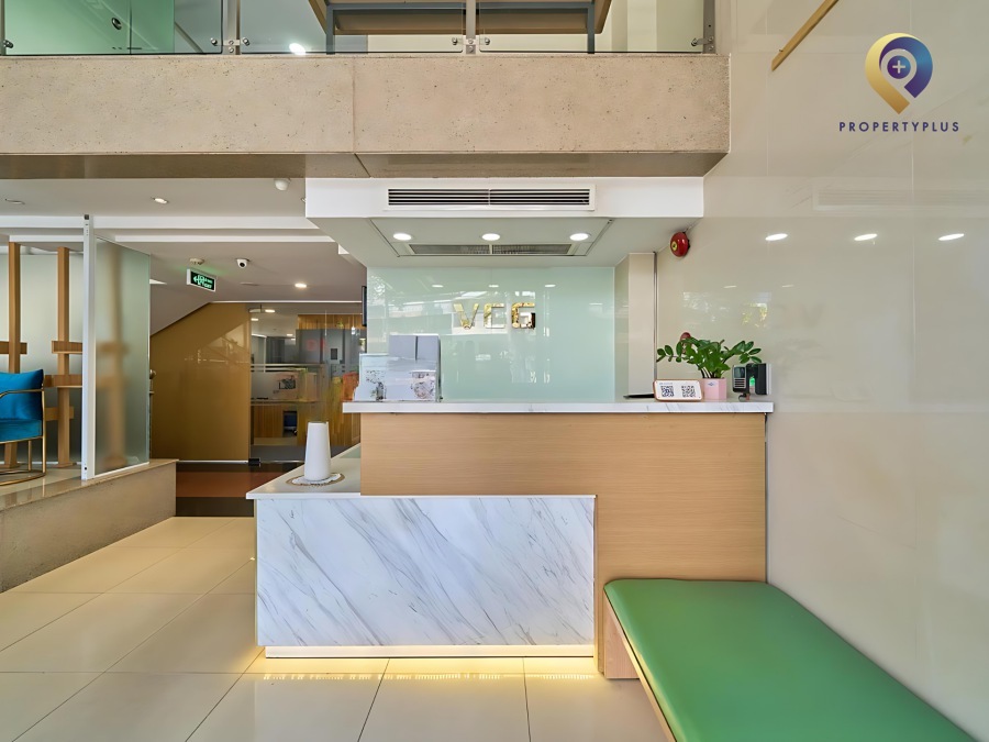 Smart View Office Building